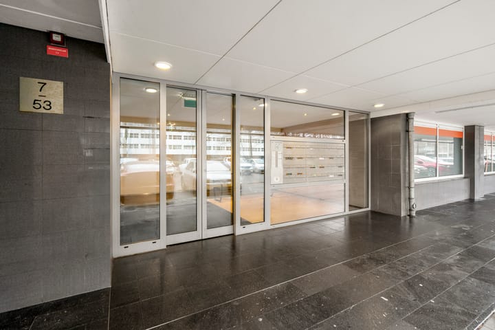 Foto 25 van Arent Janszoon Ernststraat 37