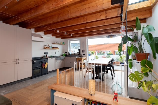 Photo 27 of Marcelisstraat 93