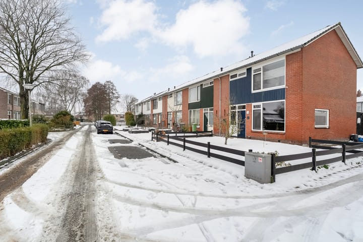 Foto 3 van D H van der Scheerstraat 35