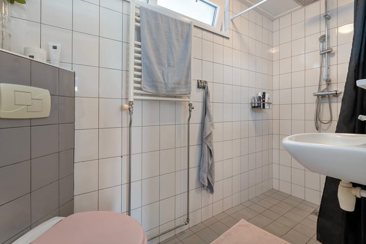 Foto 27 van D H van der Scheerstraat 35