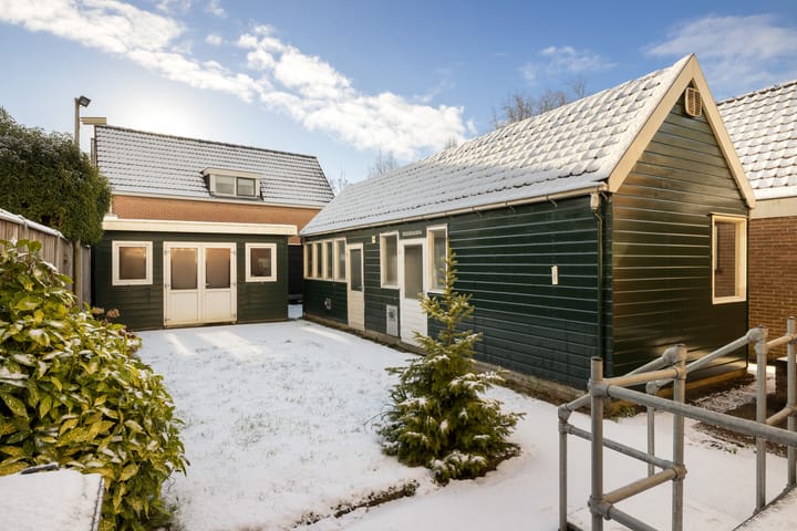 Photo 2 of Dokter Rutgers van der Loeffstraat 8