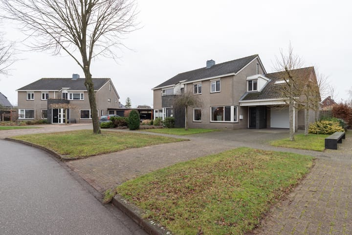 Photo 4 of Floralaan 20