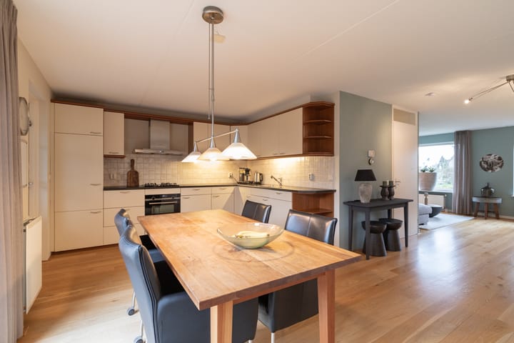 Foto 15 van Floralaan 20