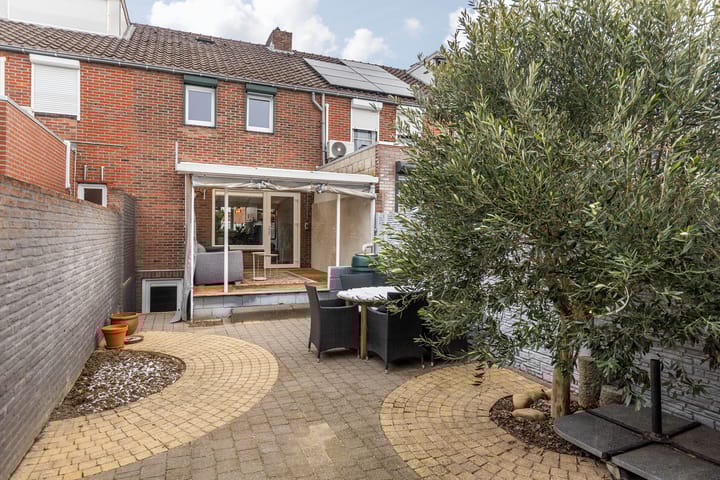 Foto 22 van Louis Delruellestraat 30