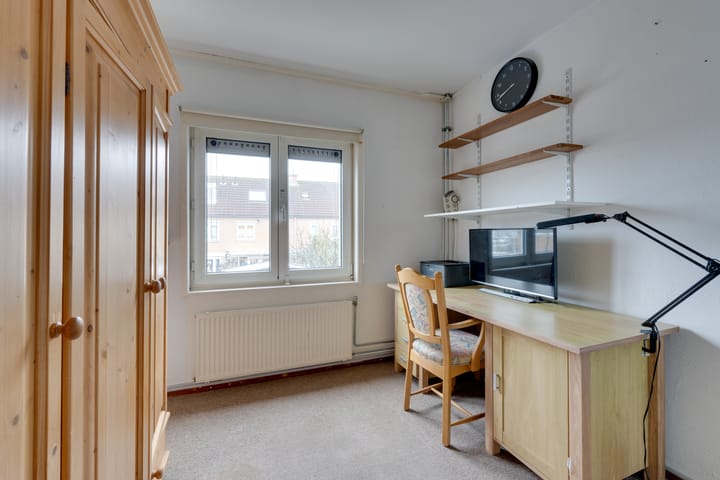 Foto 30 van Wethouder In 't Veldstraat 179