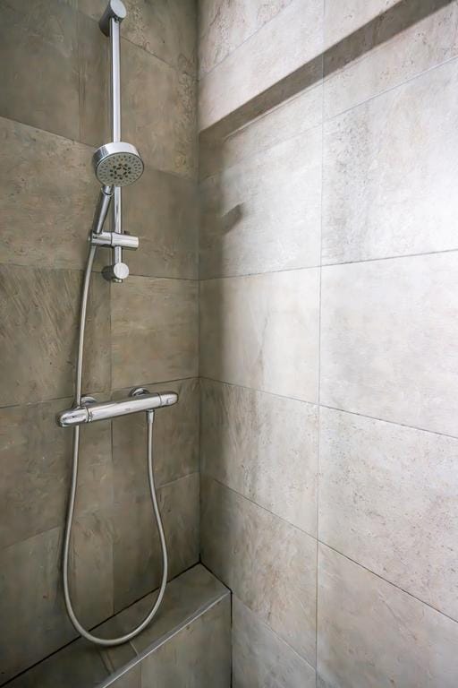 Foto 20 van Bos en Lommerweg 183-1