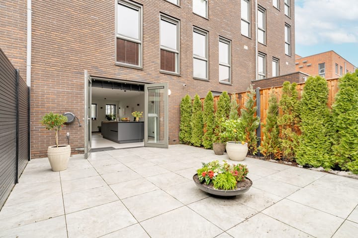 Foto 20 van Westervoortsedijk 36