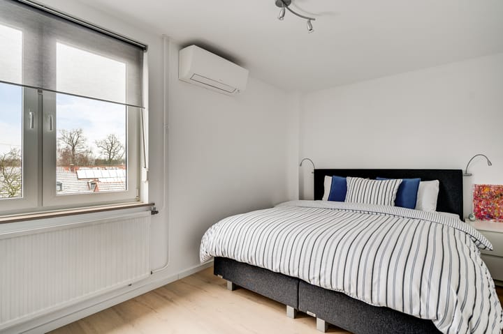 Foto 3 van Schepenbank 15