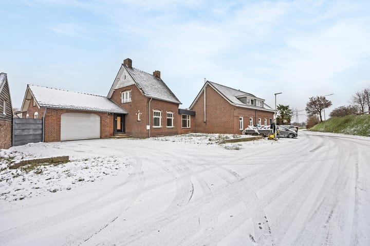 Foto 9 van Maasbrachterweg 32-A