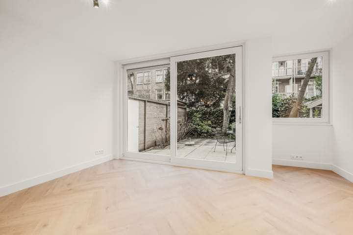 Foto 10 van Roerstraat 109-H