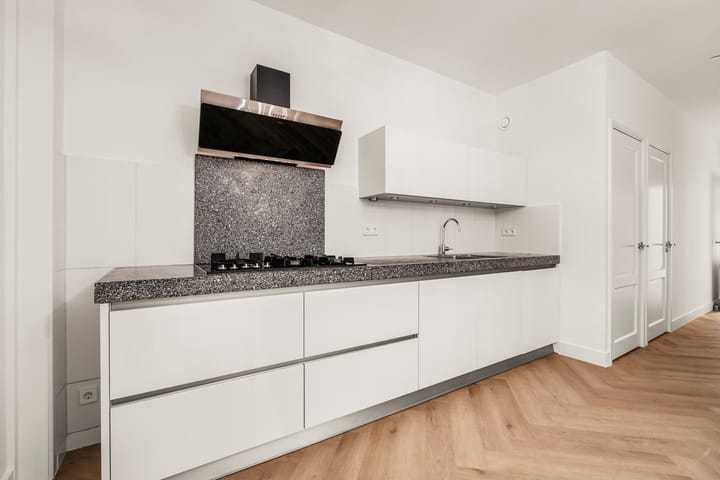 Foto 16 van Roerstraat 109-H