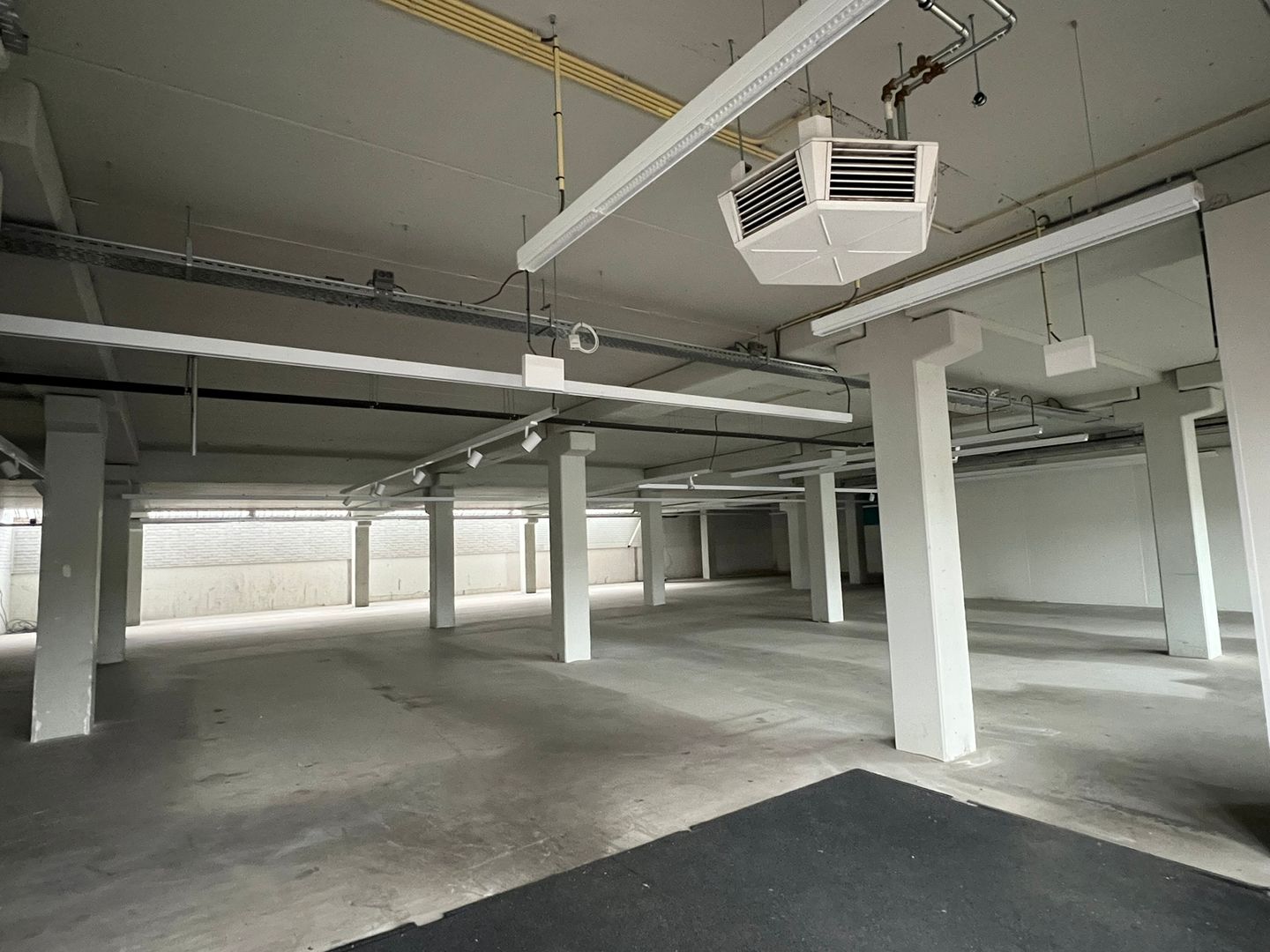 Bekijk foto 4 van Dr. Lelykade 10