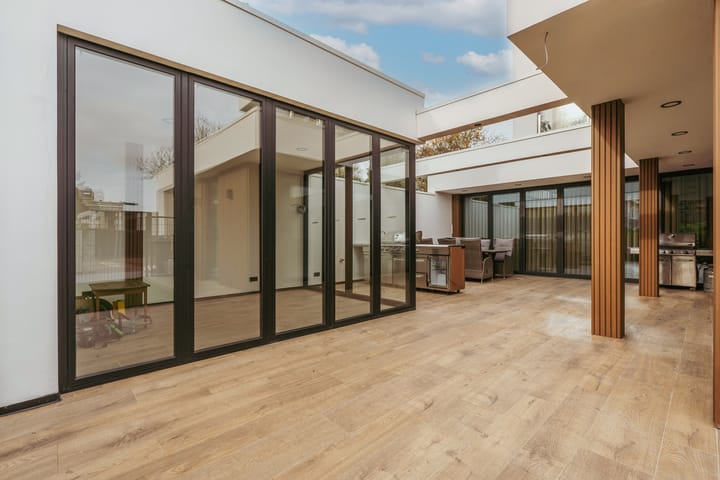 Foto 29 van Eikenrodelaan 1