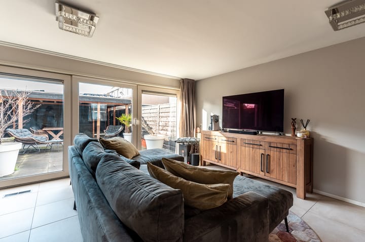 Foto 6 van Volkerakpad 6