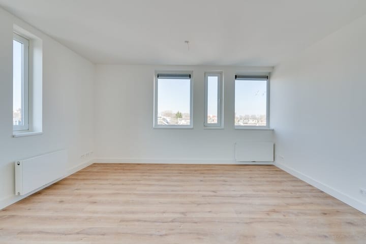 Foto 4 van Scharlo 45-A