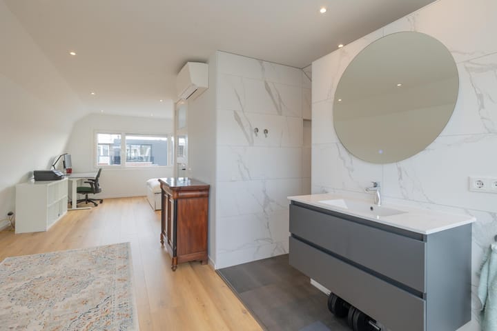 Foto 41 van Deckerstraat 36