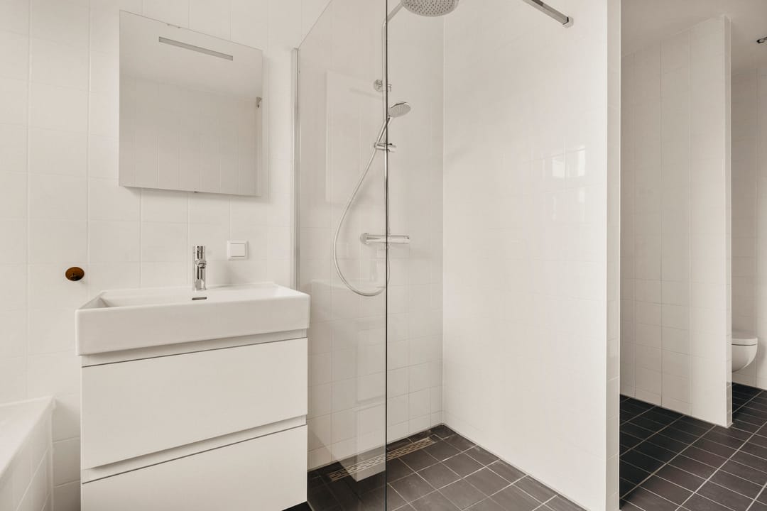 Photo 8 of Eerste Atjehstraat 172-3