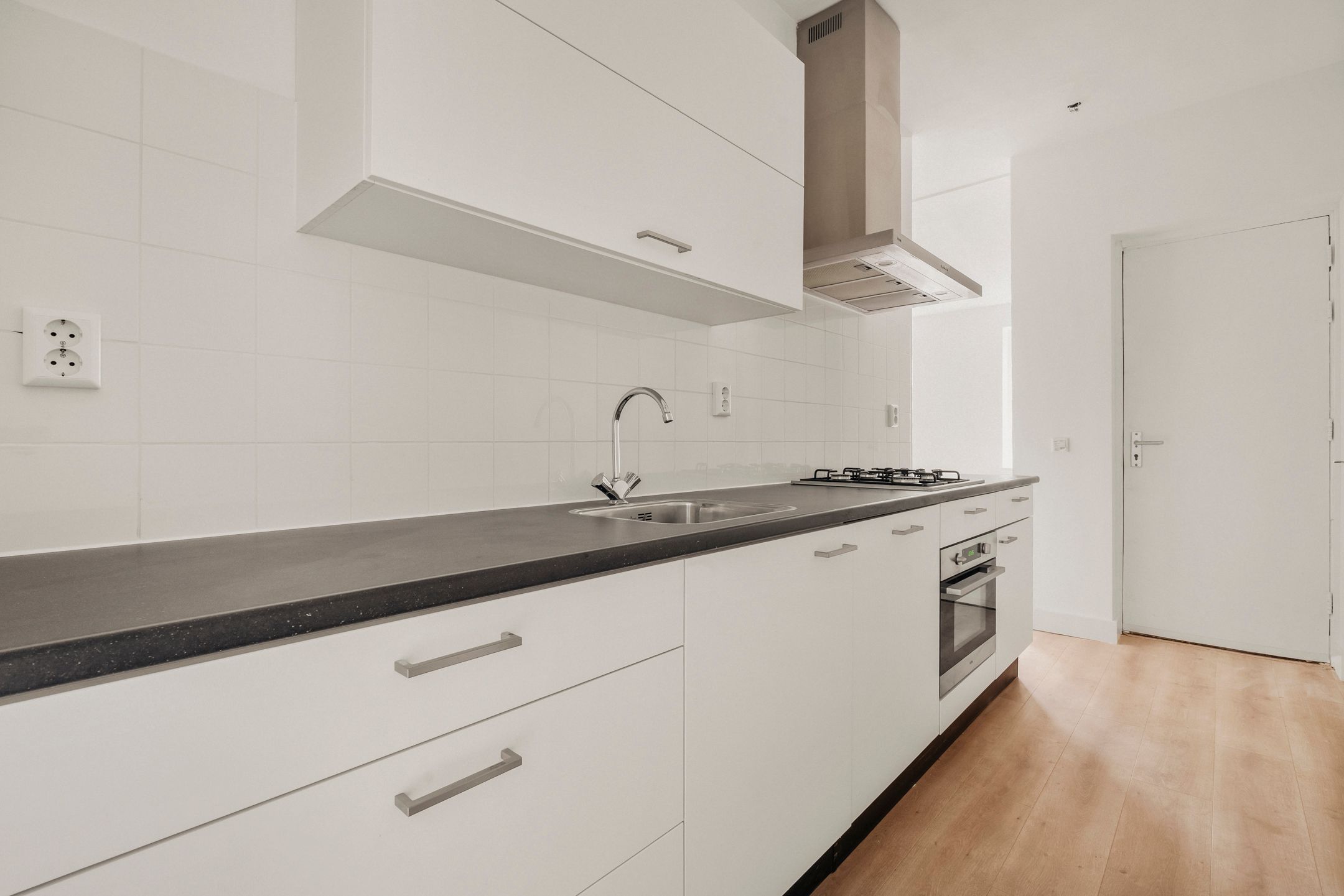 Photo 12 of Eerste Atjehstraat 172-3