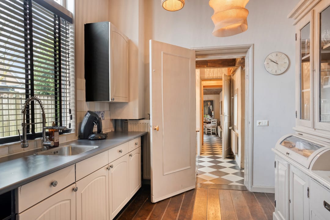 Foto 16 van Hendrik Wormserstraat 7