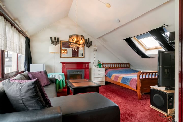 Foto 32 van Aalbersestraat 34