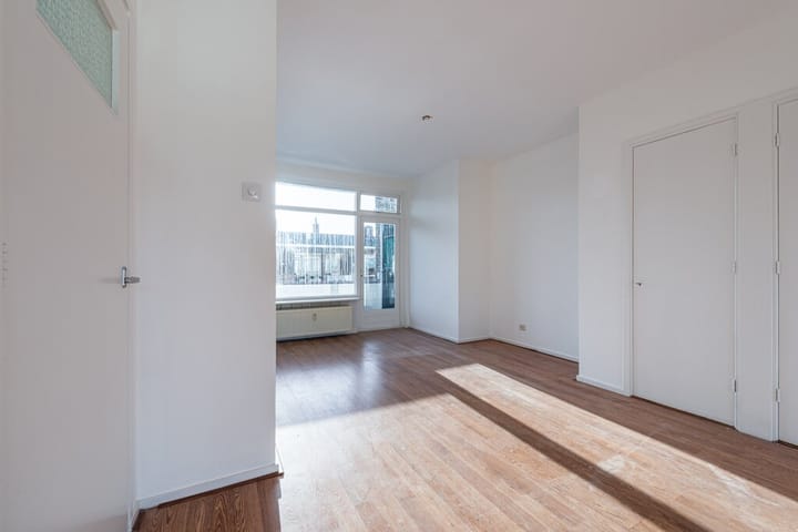 Foto 9 van Monseigneur van Steelaan 224