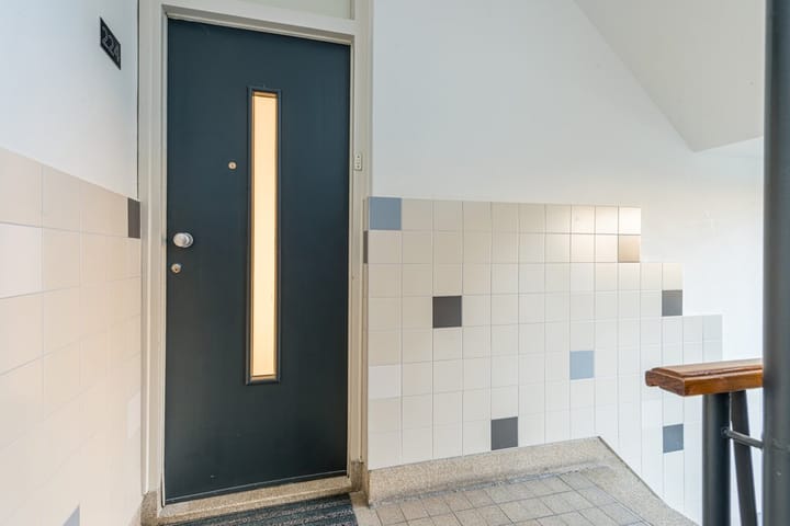 Foto 21 van Monseigneur van Steelaan 224