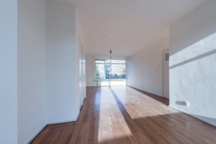 Foto 5 van Monseigneur van Steelaan 224