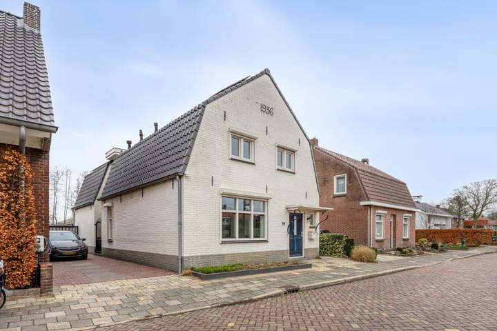 Foto 38 van Heesakkerweg 34