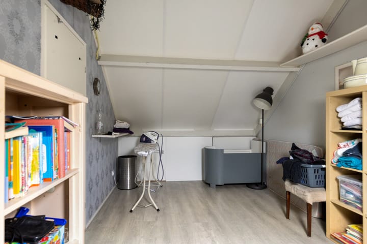 Photo 24 of Hunzestraat 106