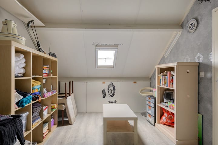 Photo 23 of Hunzestraat 106