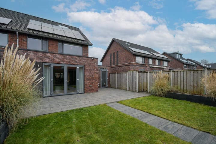 Foto 2 van Kamille 13