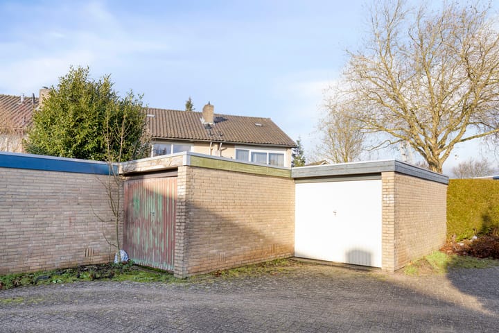 Foto 31 van Van der Hoevensstraat 45