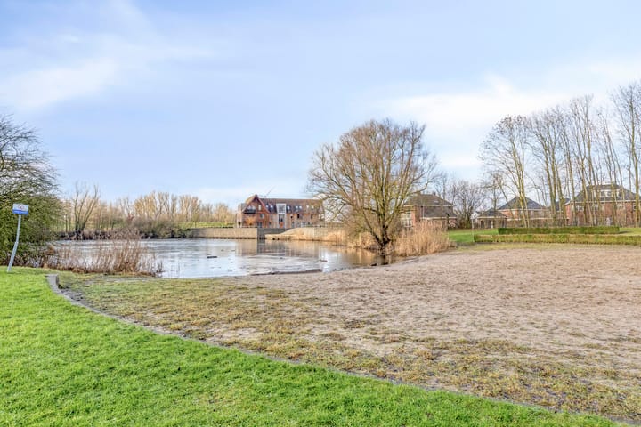 Foto 34 van Van der Hoevensstraat 45