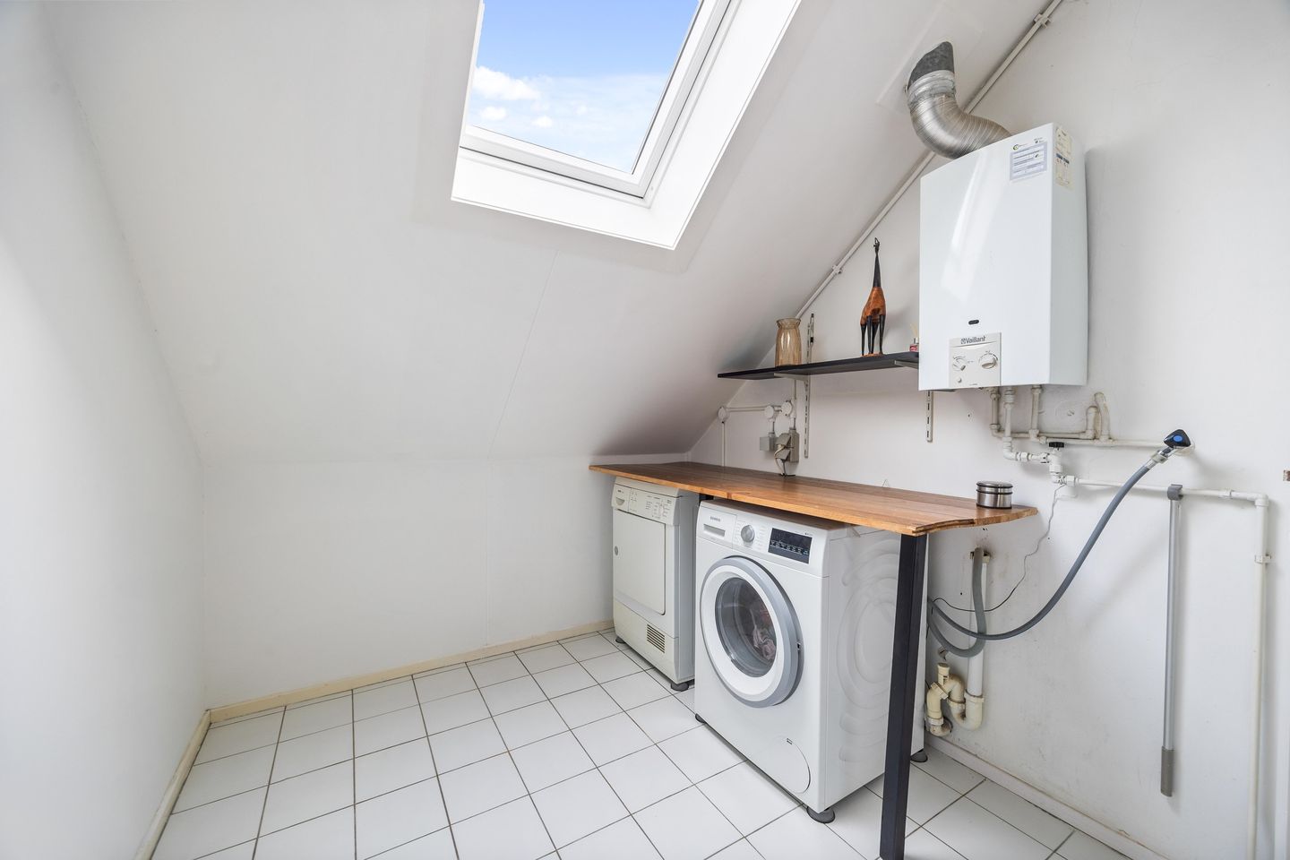 Foto 35 van Mgr P.J. Willekenslaan 135