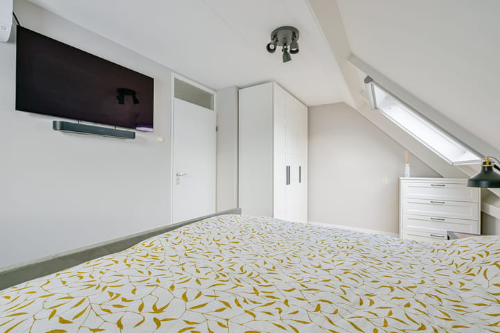 Photo 22 of Dokter Mulderstraat 13-A