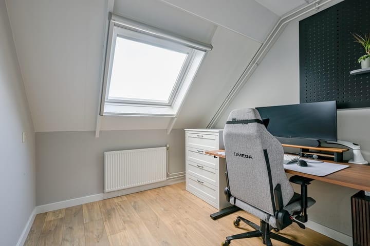 Photo 23 of Dokter Mulderstraat 13-A