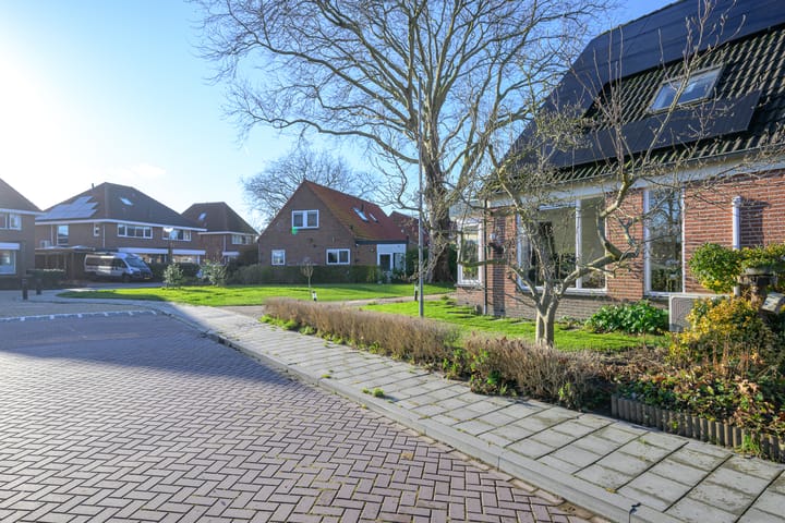 Photo 37 of Dokter Mulderstraat 13-A