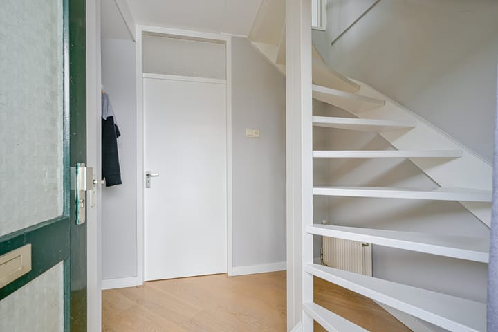 Photo 6 of Dokter Mulderstraat 13-A