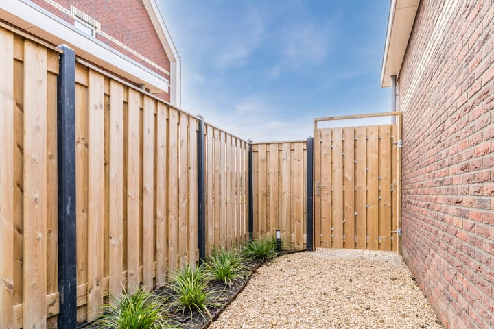 Foto 43 van Brugzicht 6