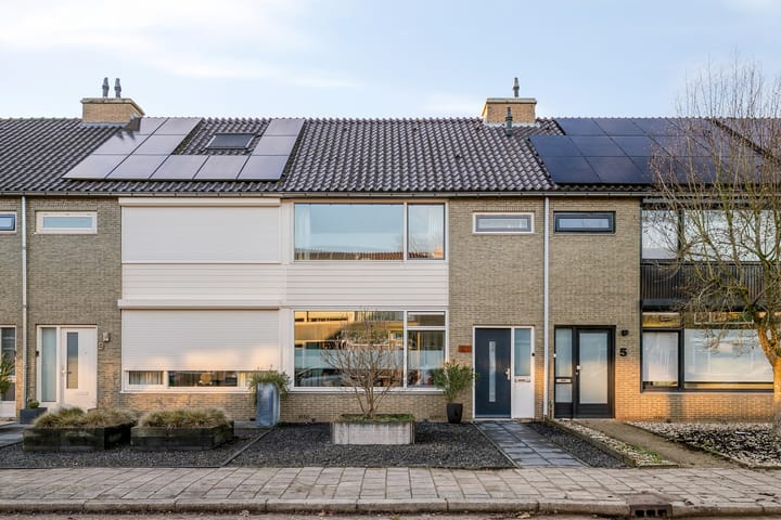 Foto 1 van van der Plaatstraat 7