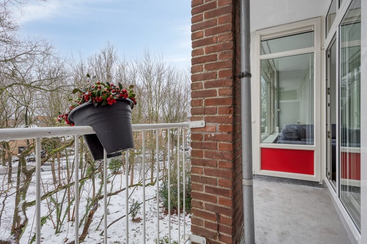 Photo 8 of Anna van Burenlaan 74