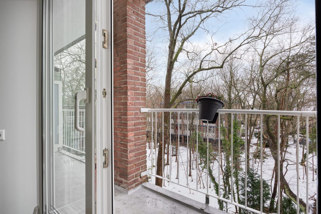 Foto 7 van Anna van Burenlaan 74