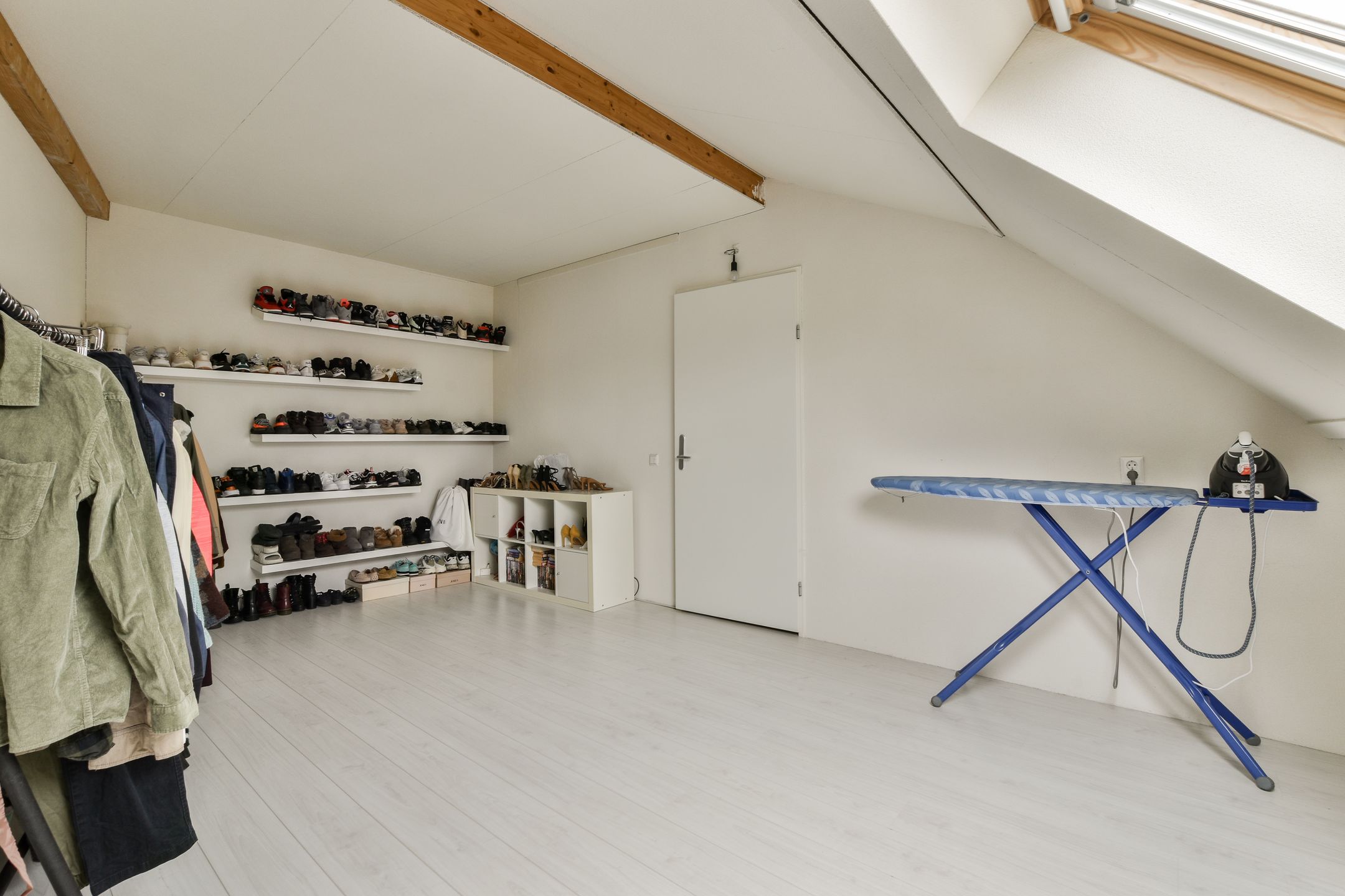 Foto 24 van James Cookroute 148