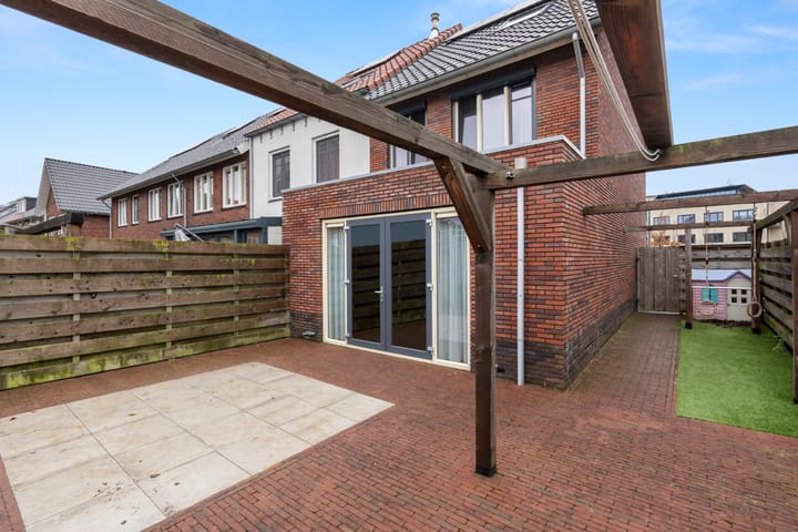 Foto 25 van Westeinde 25