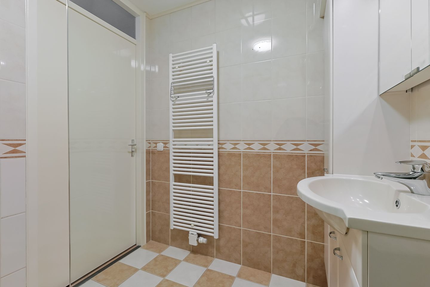 Foto 25 van Essenlaan 6-A