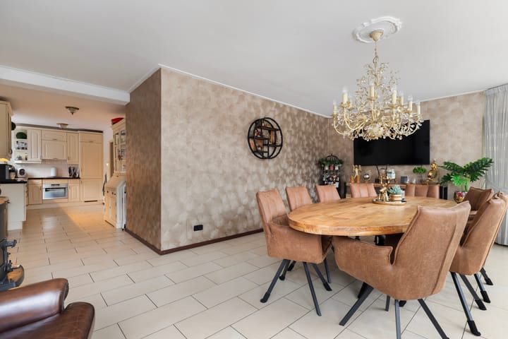 Foto 9 van 1e Wormenseweg 190