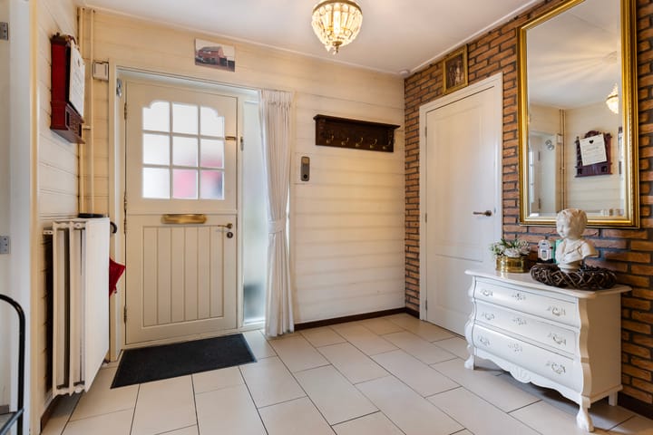 Foto 13 van 1e Wormenseweg 190