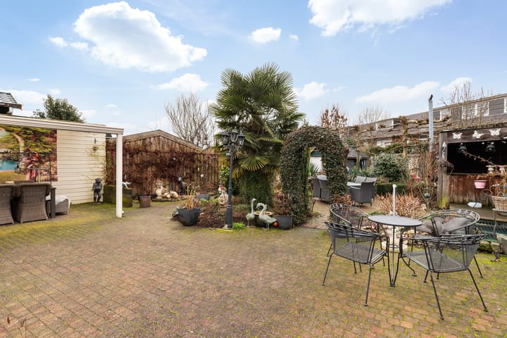 Foto 34 van 1e Wormenseweg 190