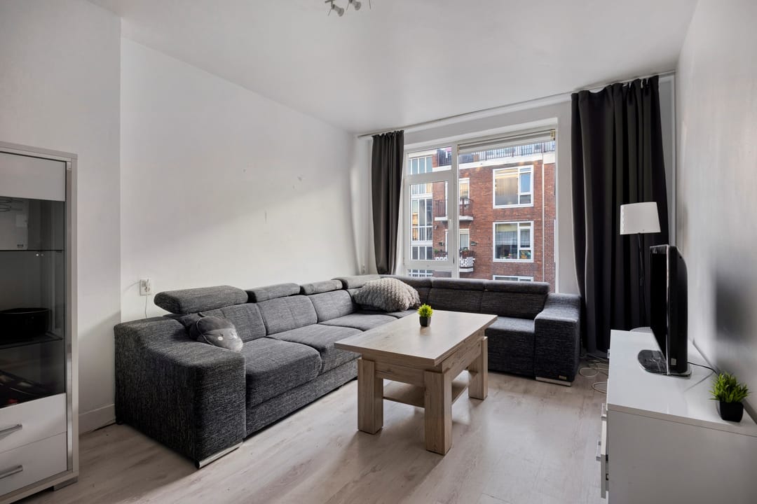 Photo 2 of Boeierstraat 17-B