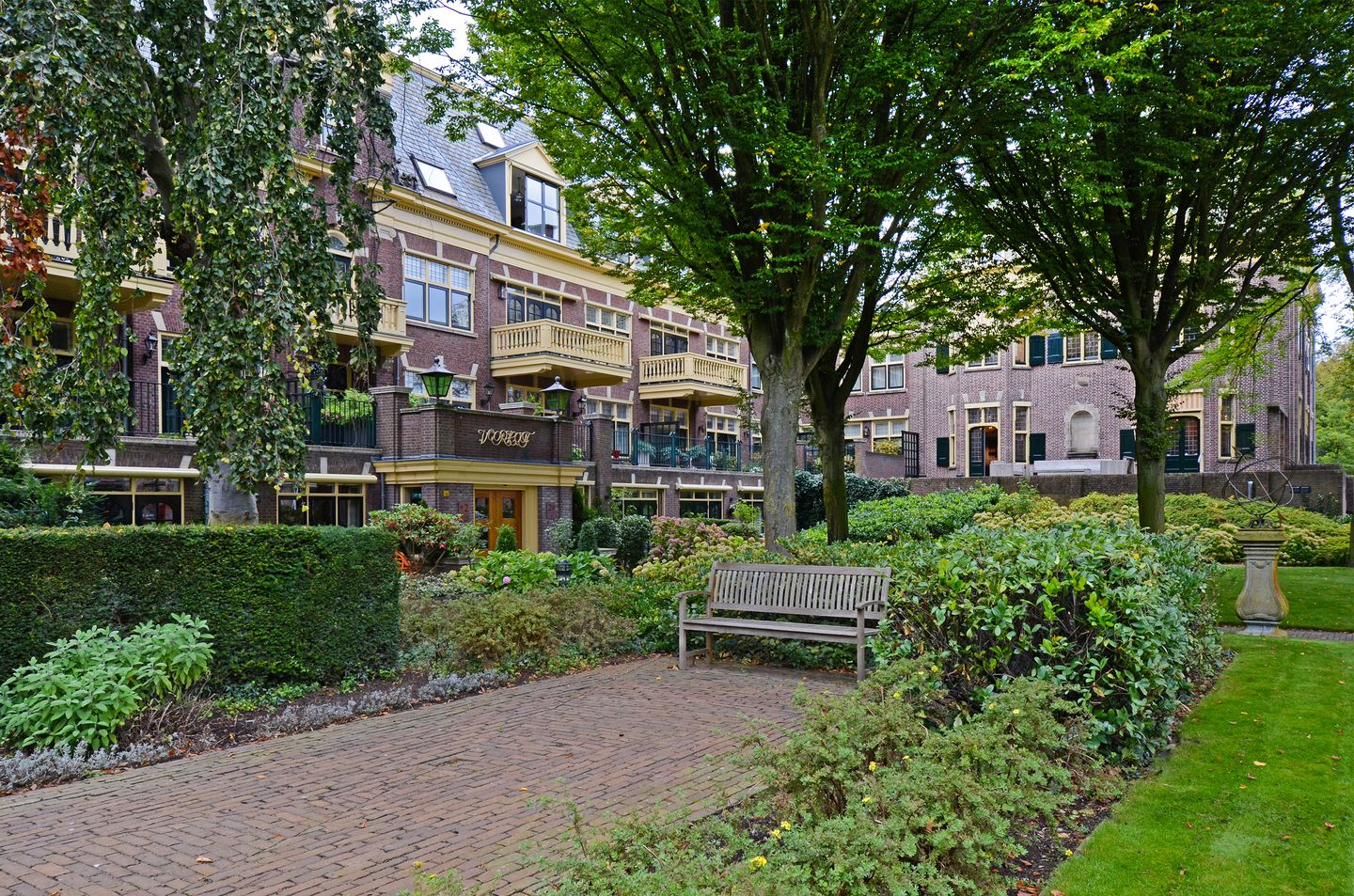 Photo 40 of Kennemerstraatweg 2-Z